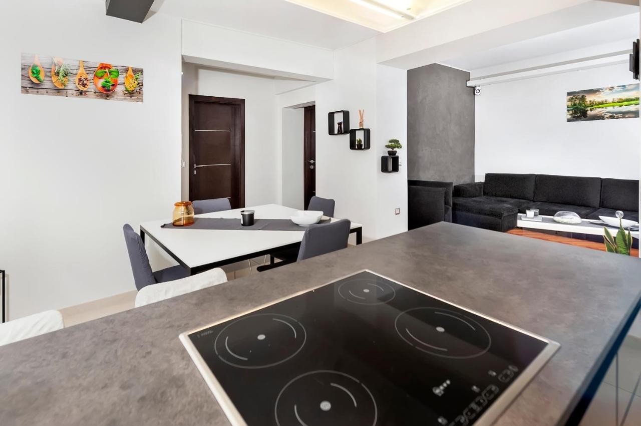 Apartment Cave Rovinj Exteriör bild
